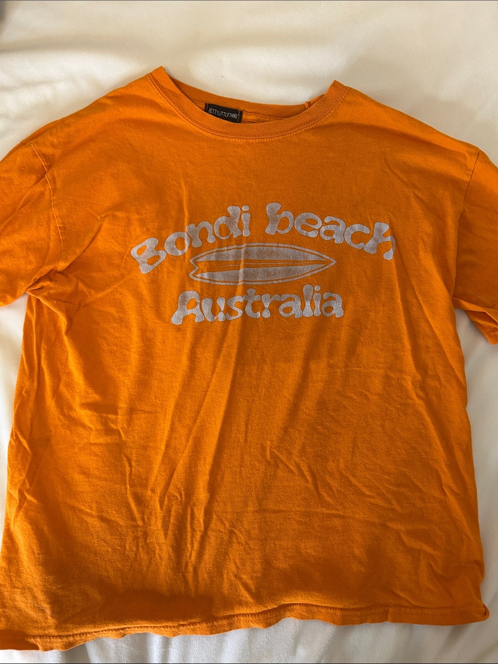PrettyLittleThing Orange Graphic Bondi Tee